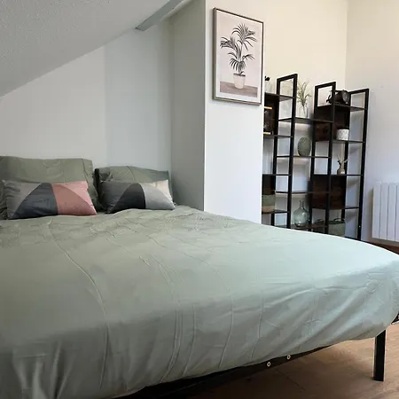 Apartment Centre